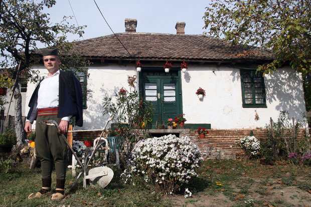 Чукундедину кућу отргао од времена (ФОТО)